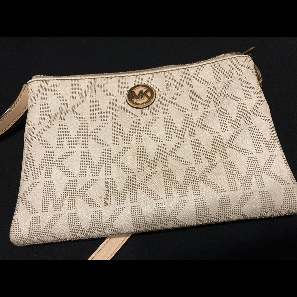 Michael Kors crossbody